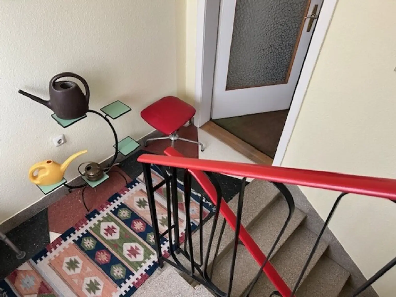 +++ TOP PREIS P.B. - KORNEUBURG, GROSSES 7 ZIMMER EIN -ZWEIFAMILIENHAUS, BENÖTIGT LIEBEVOLLE MODERNISIERUNG, toller Wintergarten und Terrasse Altbaumbestand GARTEN +++