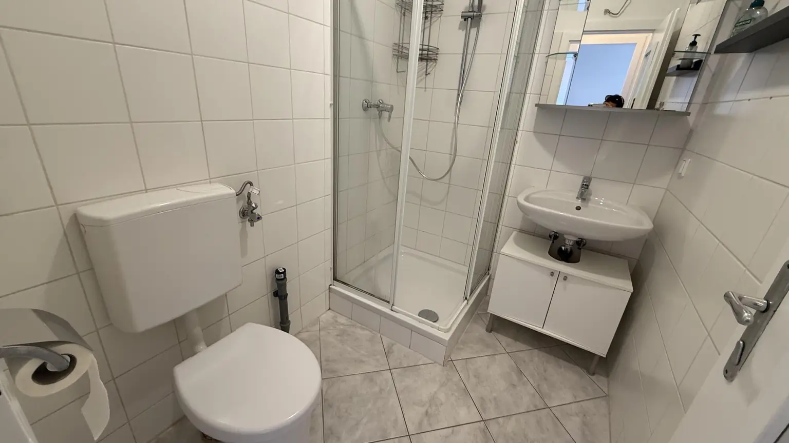UNBEFRISTET!!! Single-Wohnung in bester Innenstadtlage (Fußgängerzone!!!)