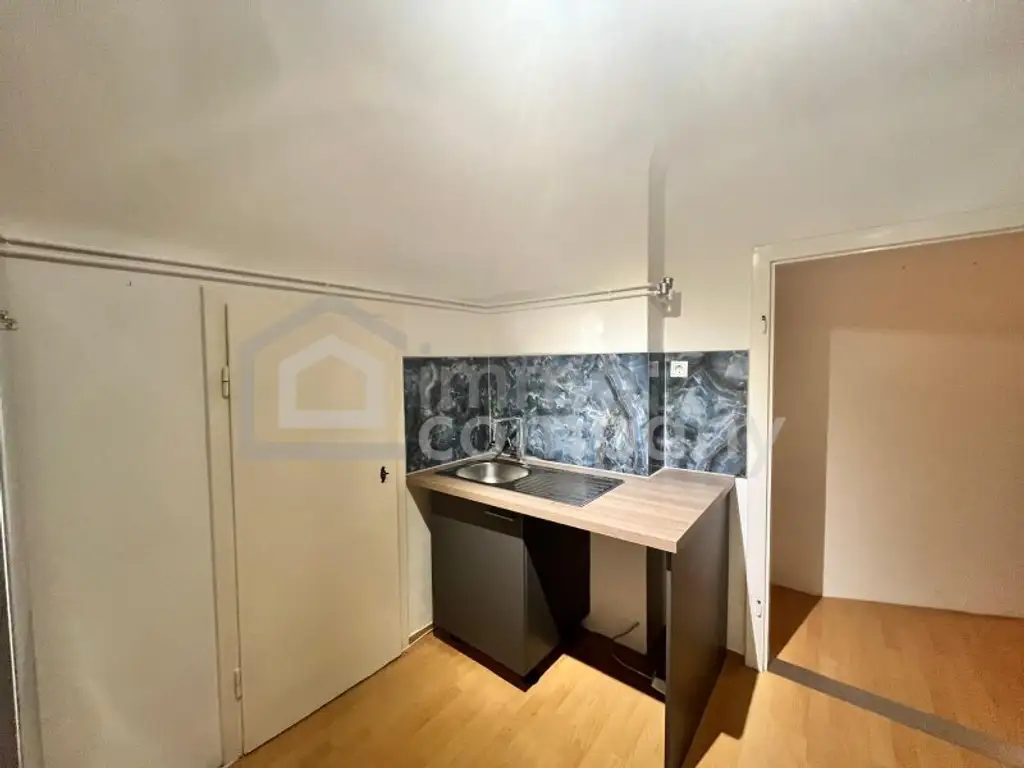 HIER KÖNNEN SIE SOFORT EINZIEHEN – Dachgeschosswohnung mit 3 Zimmer
