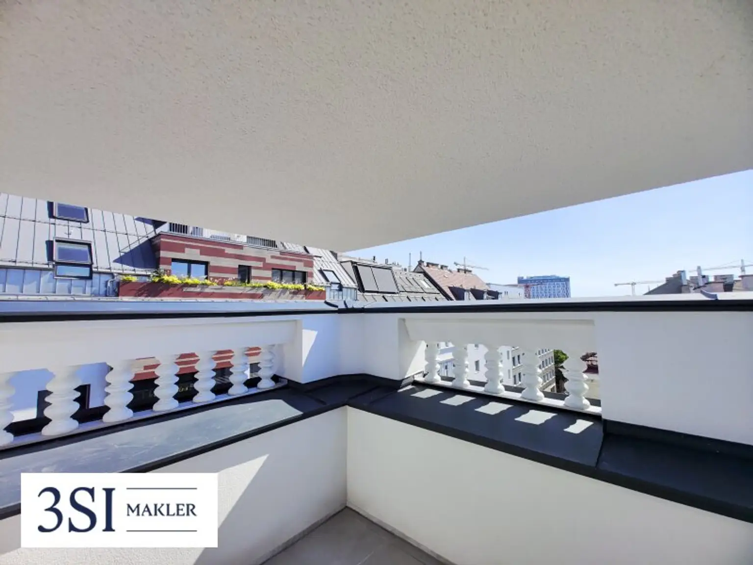 Hochwertiger Dachgeschossausbau mit Eckterrasse nahe AKH und St. Anna Kinderspital