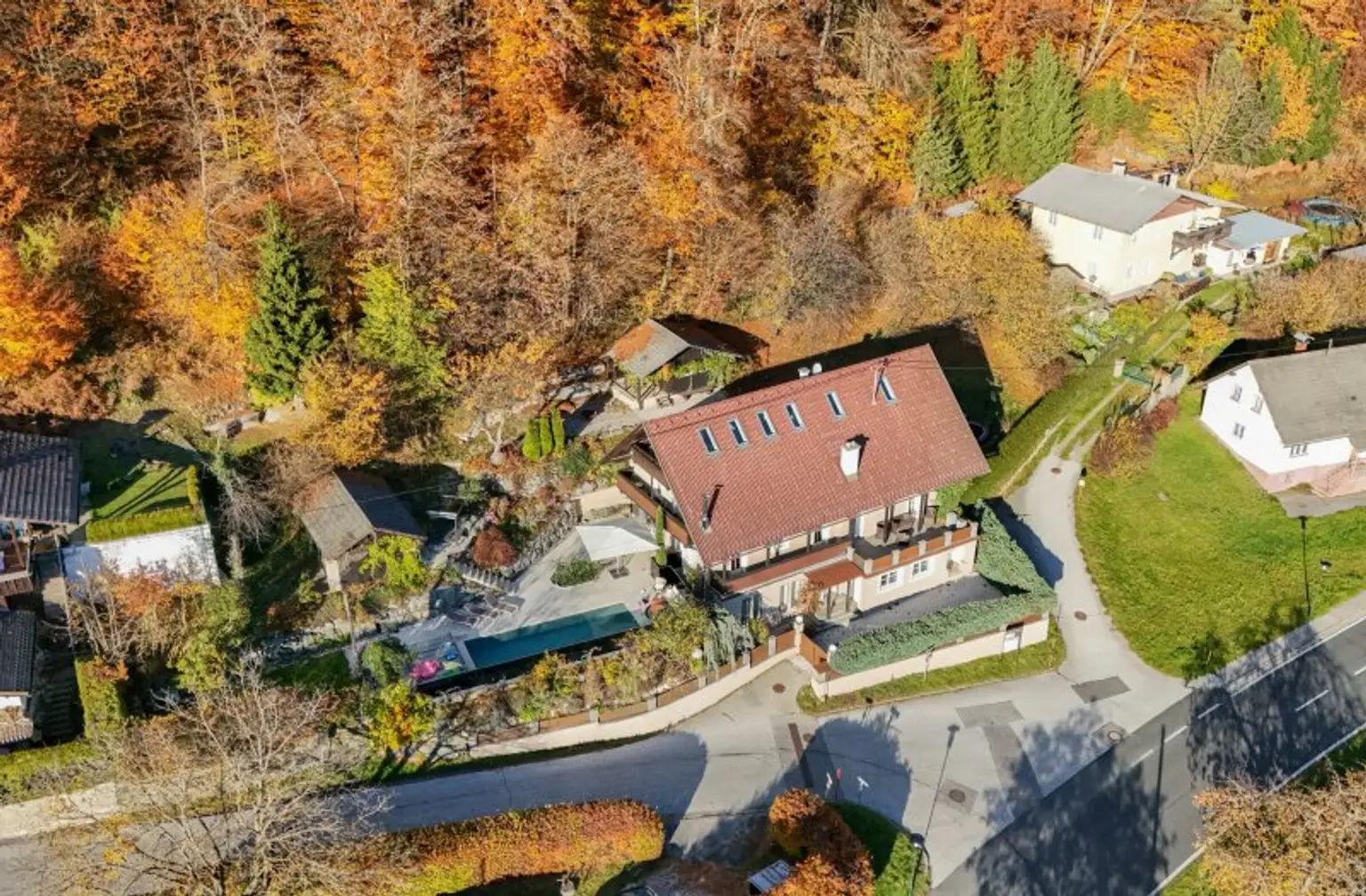 Wohntraum mit Swimming Pool & Sonnenterrasse in Velden am Wörther See