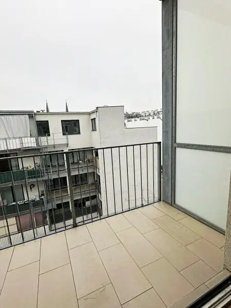 HUMBOLDTPLATZ, U1-NÄHE, 68 m2 Neubau inkl. 4 m2 Loggia, Wohnküche, 1 Zimmer, 3. Liftstock, Humboldtgasse