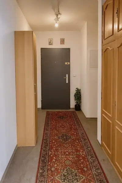 Bright 3-Room Apartment with Southeast-Facing Loggia in Prime Location – Near U1 Kagran & Donauzentrum