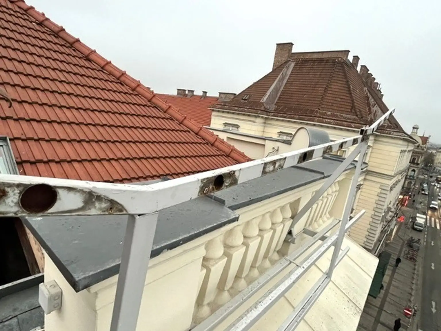 12001-4 | ++ NEU ++  Dachwerbefläche an der Schönbrunner Straße | Prima Service Immobilien