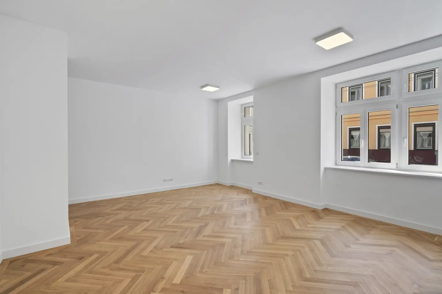 Hochwertig sanierte Altbauwohnung mit Freifläche