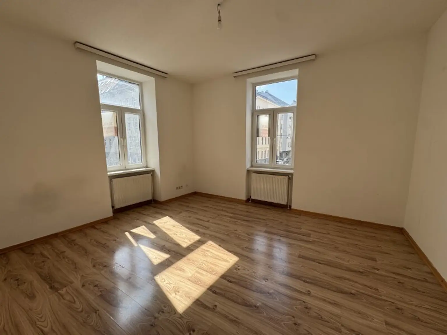 Altbauprojekt Columbusgasse 70 – Wohnen & Investieren im Herzen von Favoriten