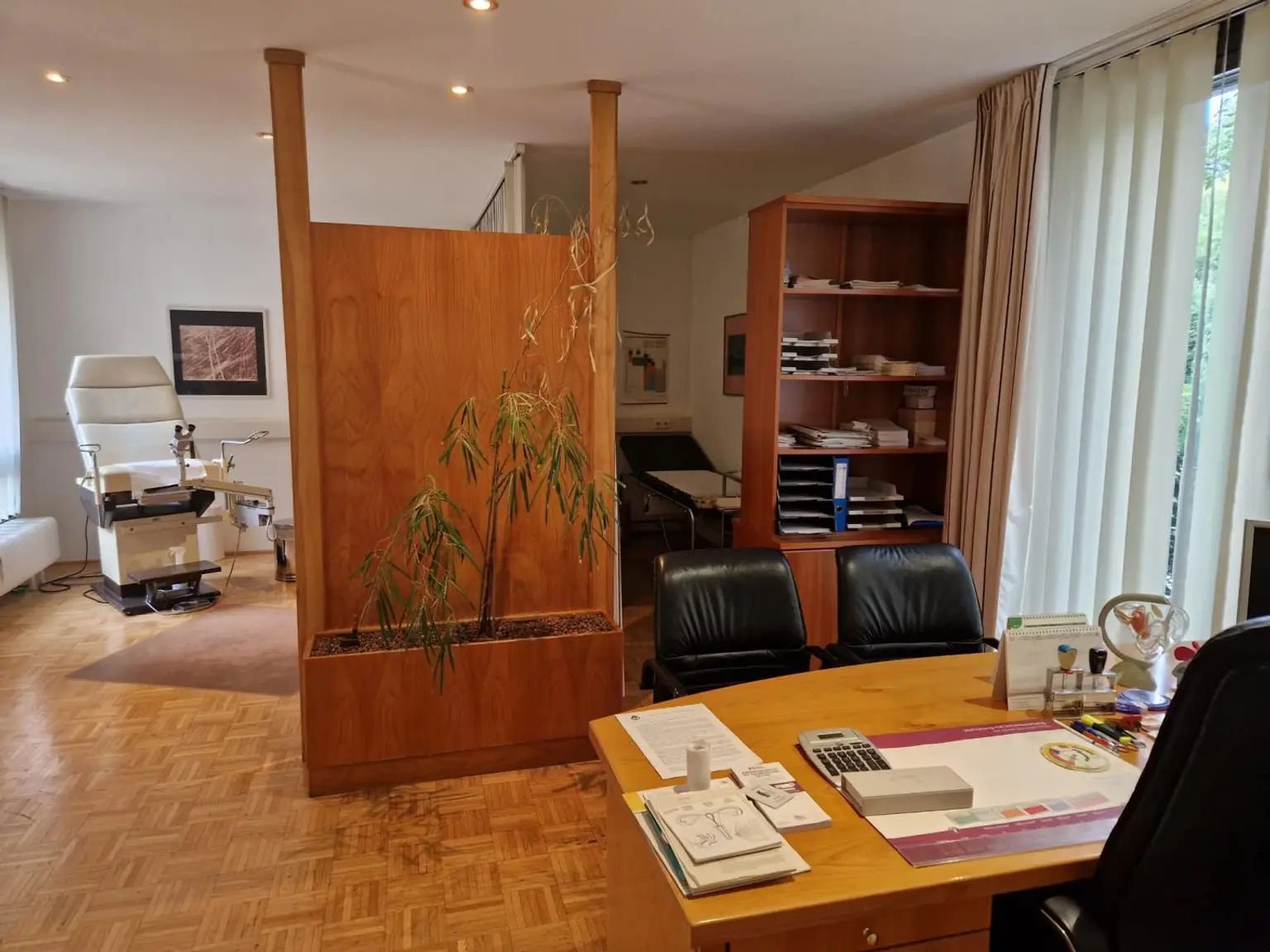 Wohnung mit Praxisgenehmigung und Terrasse in der Terrassenhaussiedlung Graz – vielseitig nutzbar mit Tiefgarage