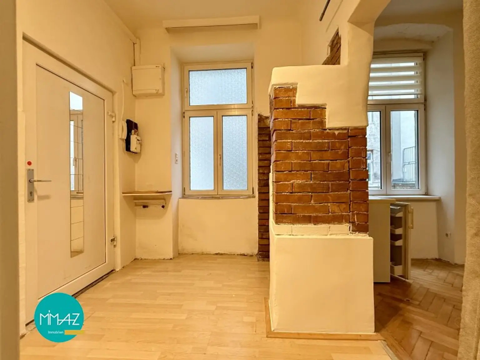 Urban & ruhig zugleich! Helle 2-Zimmerwohnung mit Altbauflair & 3-Meter-Raumhöhe! Sehr gute Infrastruktur!