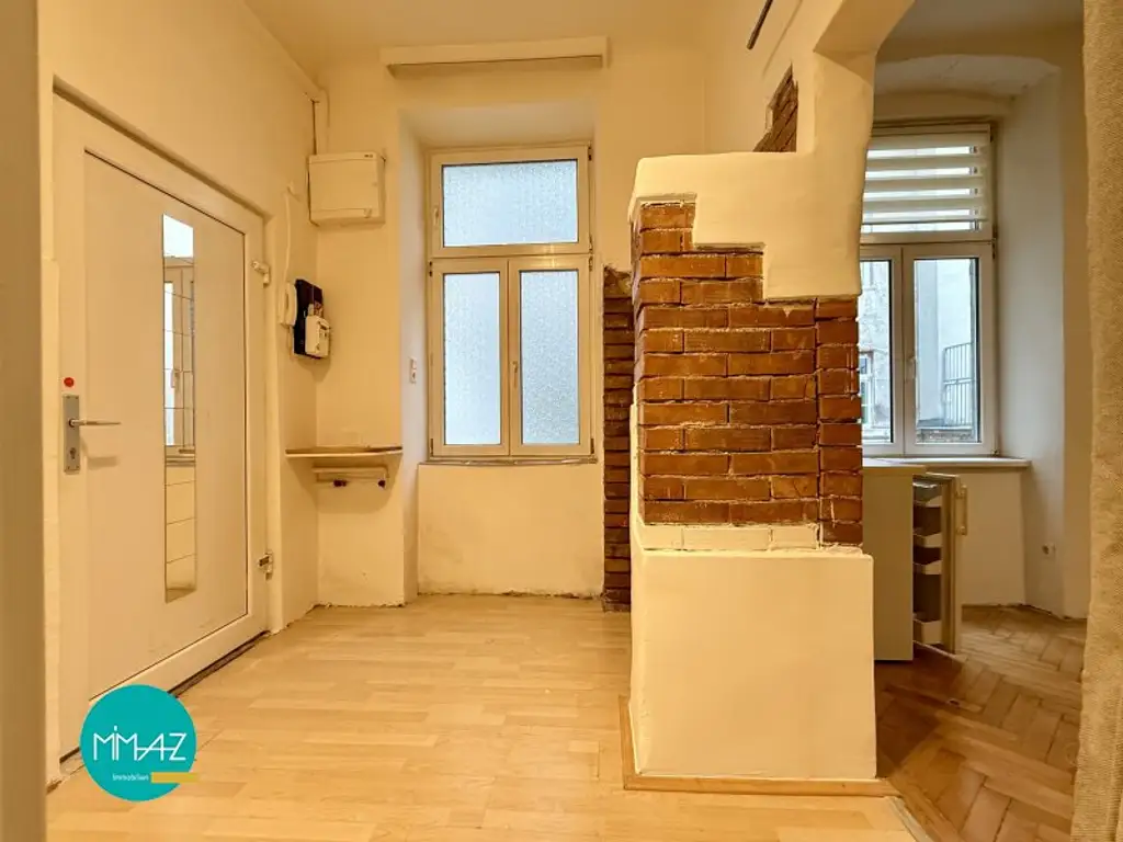 Urban & ruhig zugleich! Helle 2-Zimmerwohnung mit Altbauflair & 3-Meter-Raumhöhe! Sehr gute Infrastruktur!