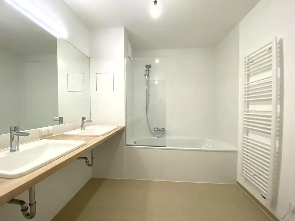 Viele gute Geschichten beginnen mit einem neuen Zuhause!