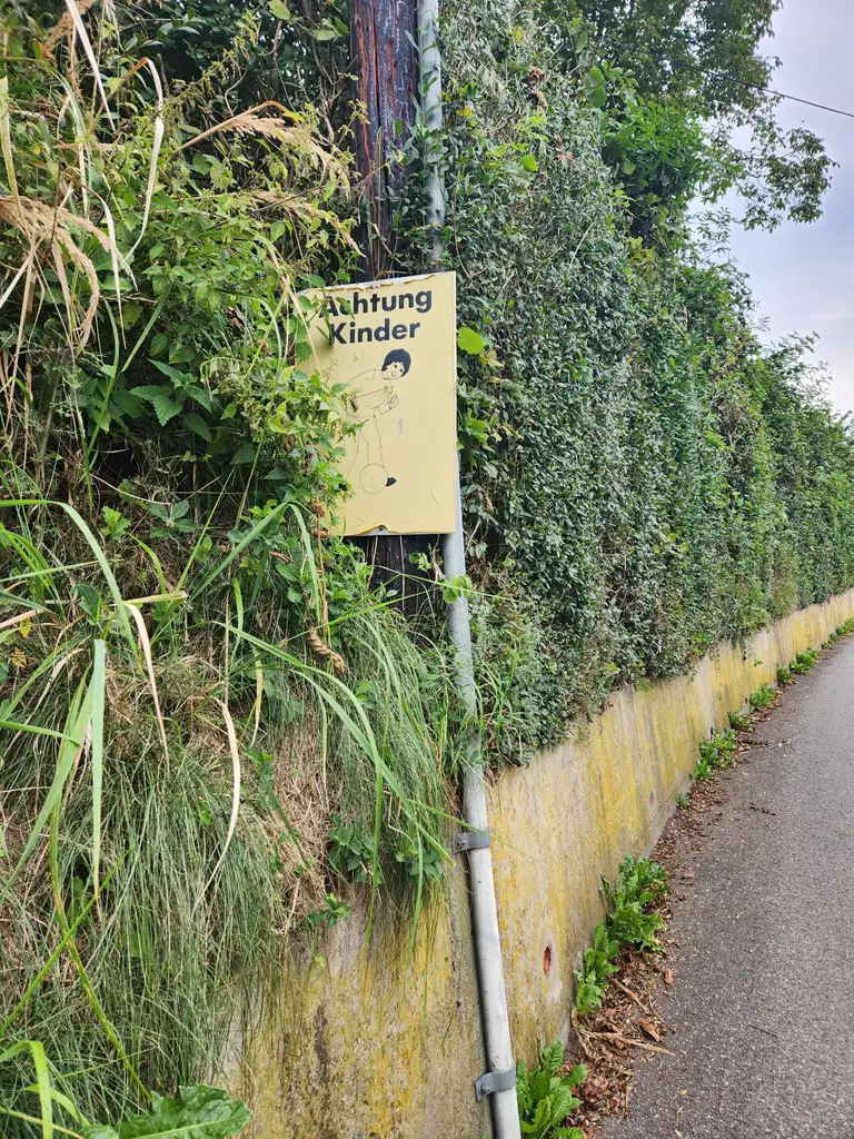 Einfamilienhaus in Kapfenberg – Ruhige Lage mit Garten & Garage