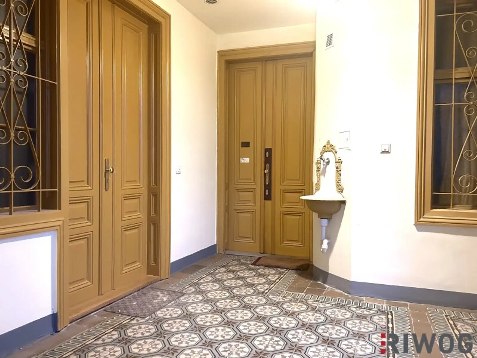Nähe U1 - Zweitbezug nach Sanierung *** 2-Zimmer mit Kabinett *** separate Küche *** beim Hauptbahnhof Wien