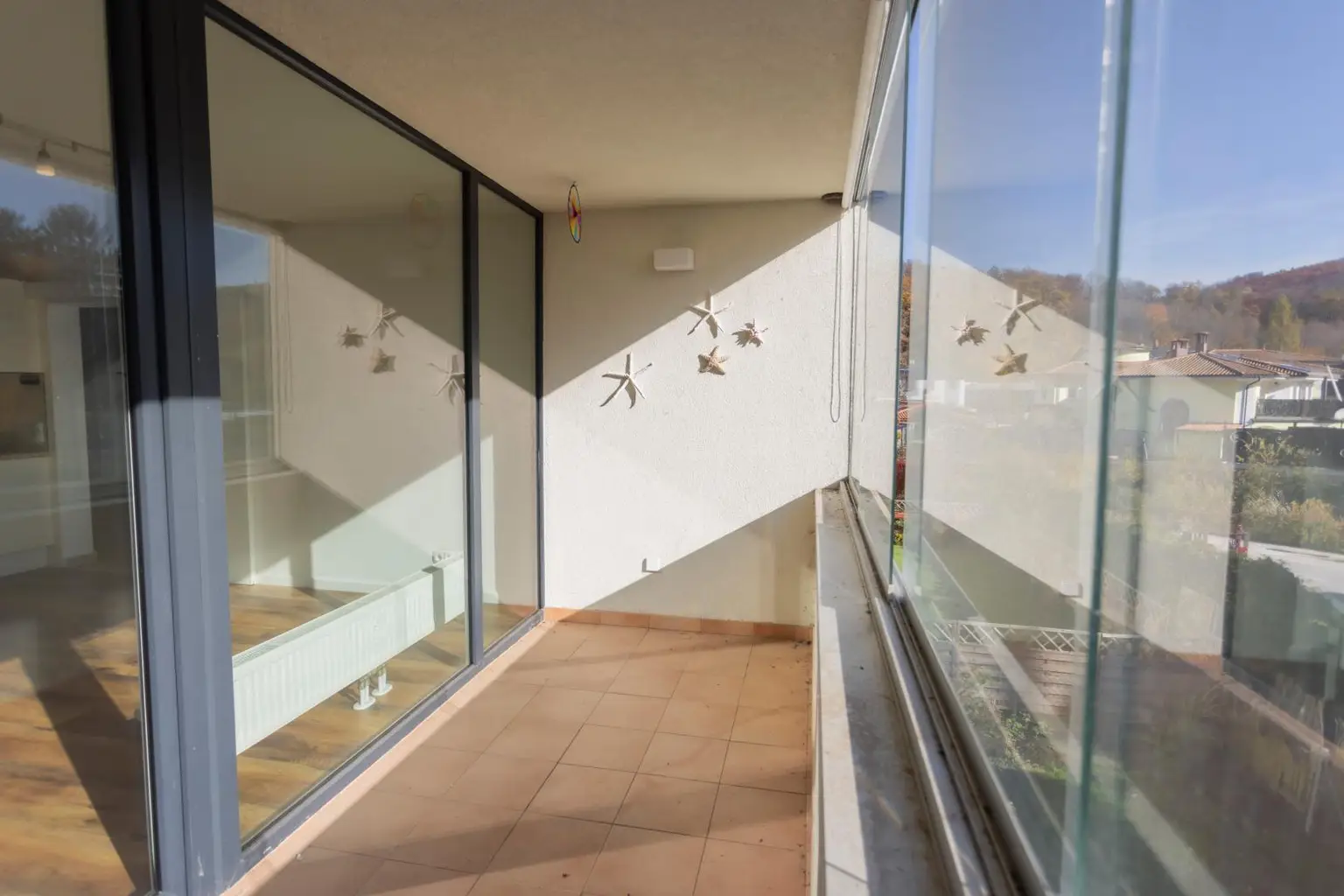 Helle 3-Zimmer-Wohnung mit Loggia in ruhiger Grünlage von Mauerbach