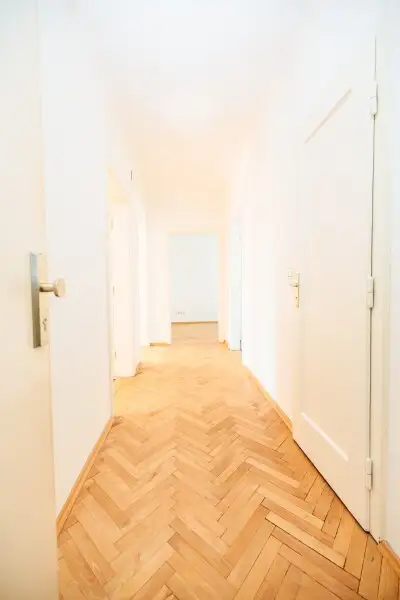 *WOW* I 3. ETAGE MIT AUFZUG I DUSCHE & KOMFORT I BAHNHOFNAH I HAUSTIERE ERLAUBT I MODERNER STYLE I TOP AUFTEILUNG I PROJEKT WOHNEN