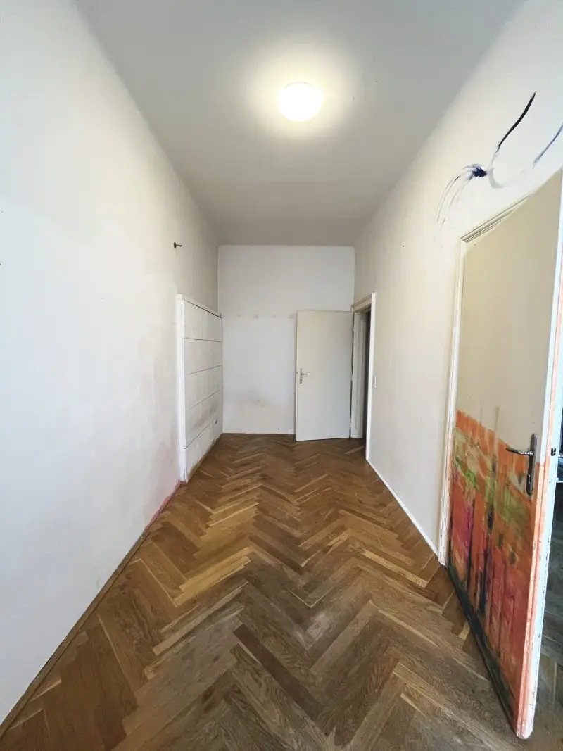 Bandgasse / Sanierungsbedürftiges Altbau(roh)juwel