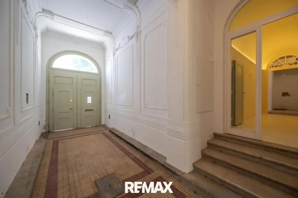 Rarität: Stadt-Villa mit weitläufigem Garten an exklusiver Hietzinger Adresse