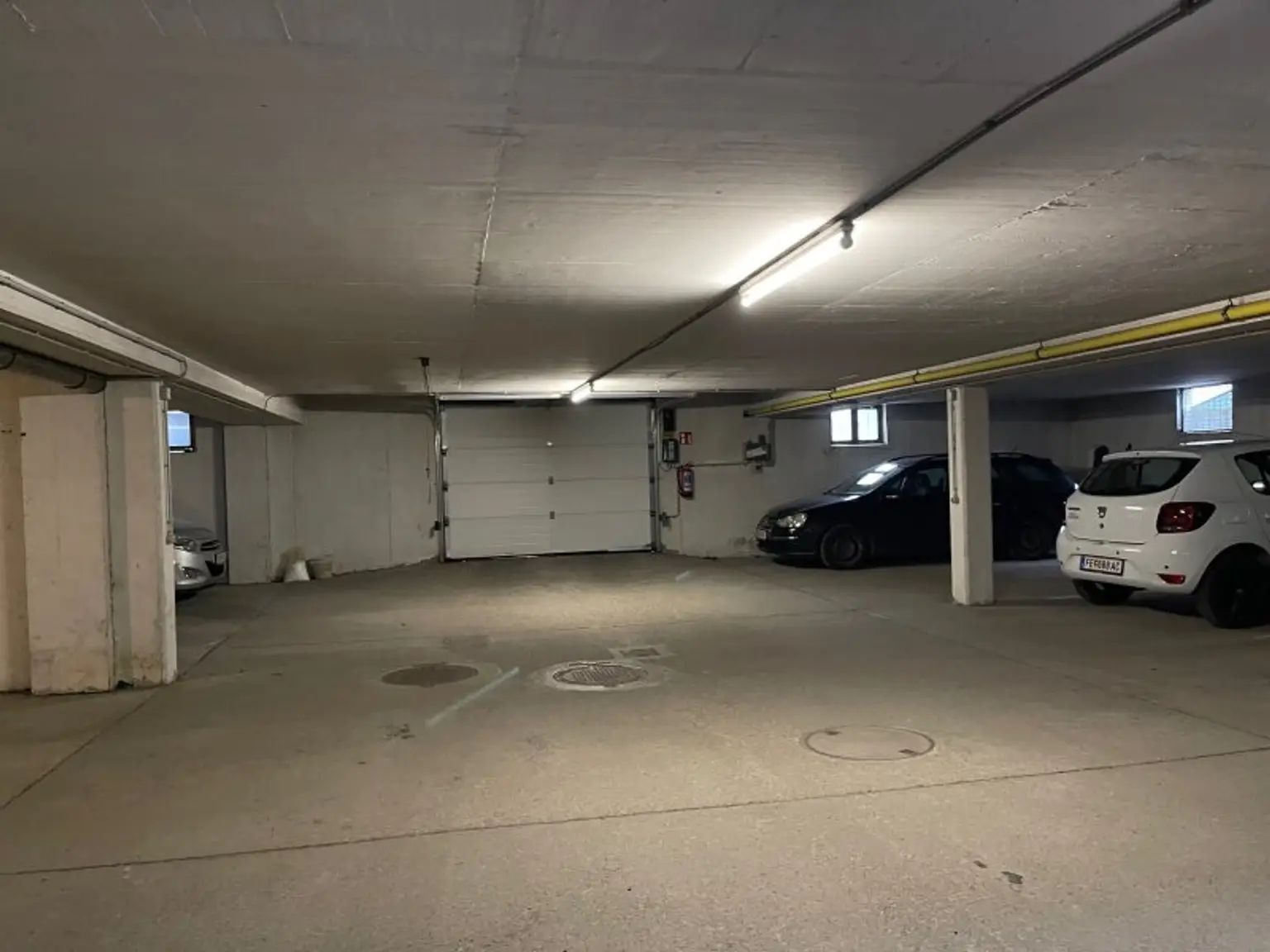 Günstig - Helles Büro oder auch Eigentumswohnung in Zentraler Lage!