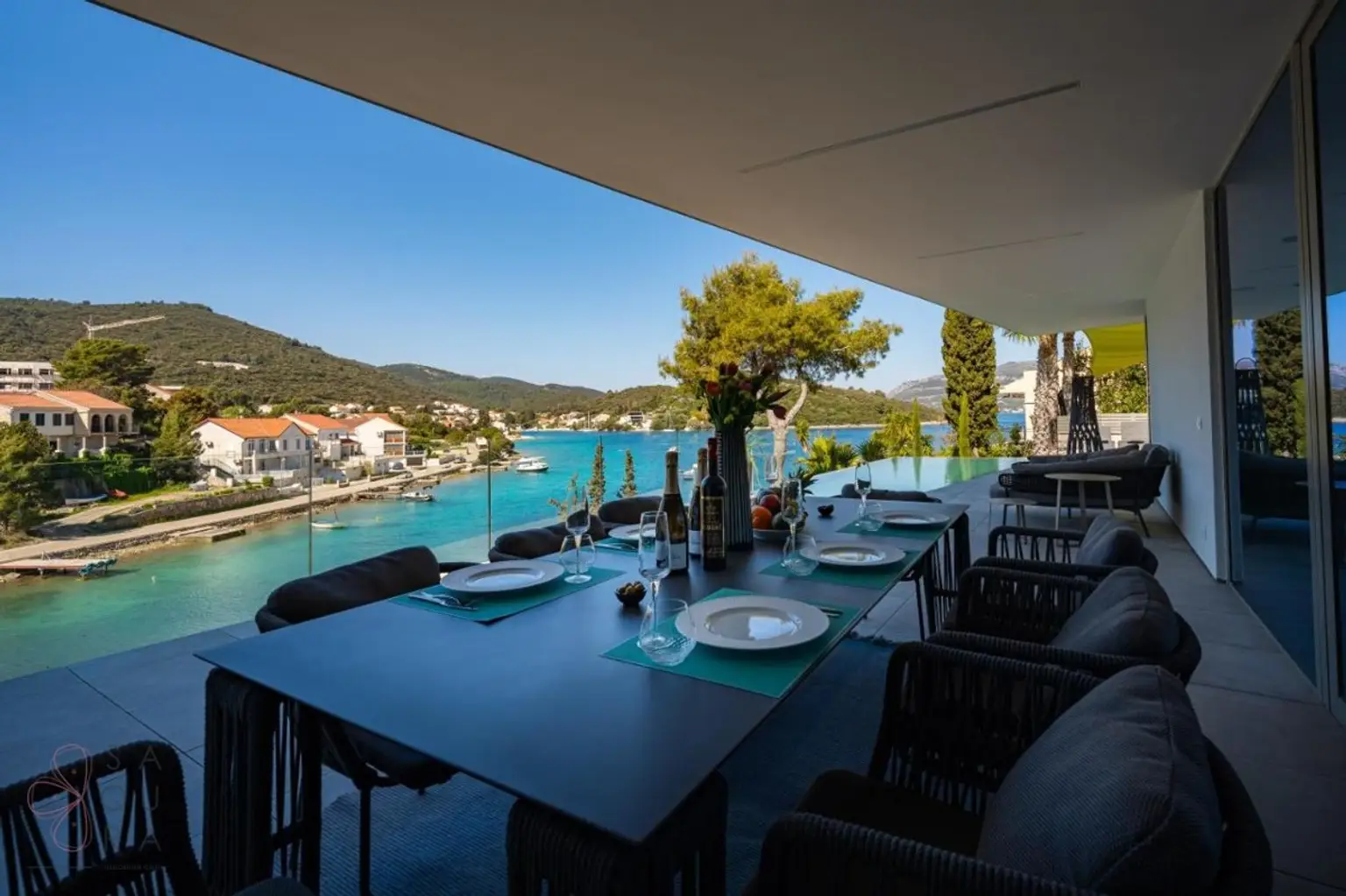 Ihre Kapitalanlage am Wasser – Luxusvilla mit Meerblick & Renditepotenzial auf Korčula