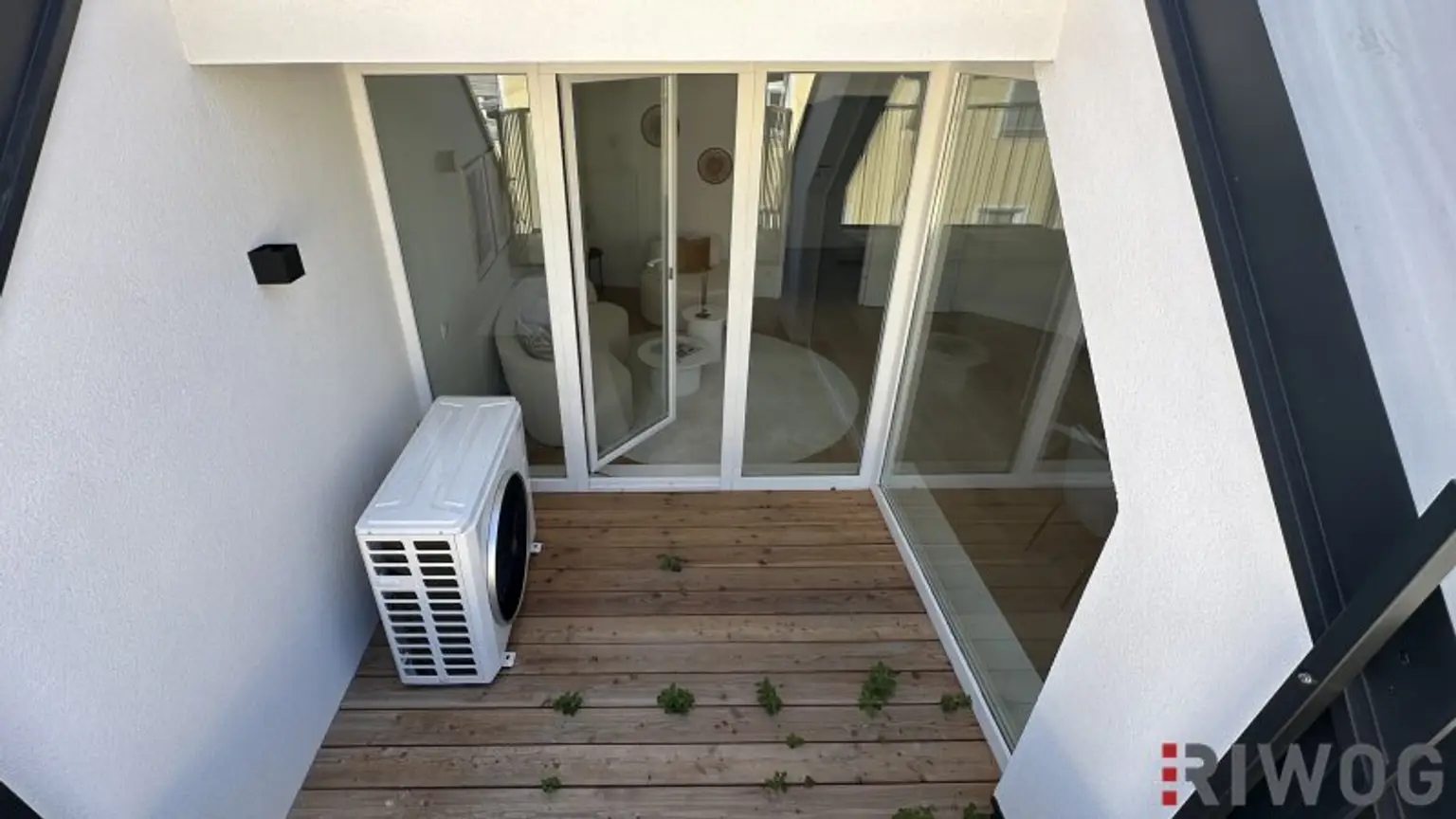 Neubau DG-Terrassenwohnung in Ruhelage | PKW-Stellplatz | 3 Min. zum Kutschkermarkt und zur U6 | 2 Min. zum Aumannplatz