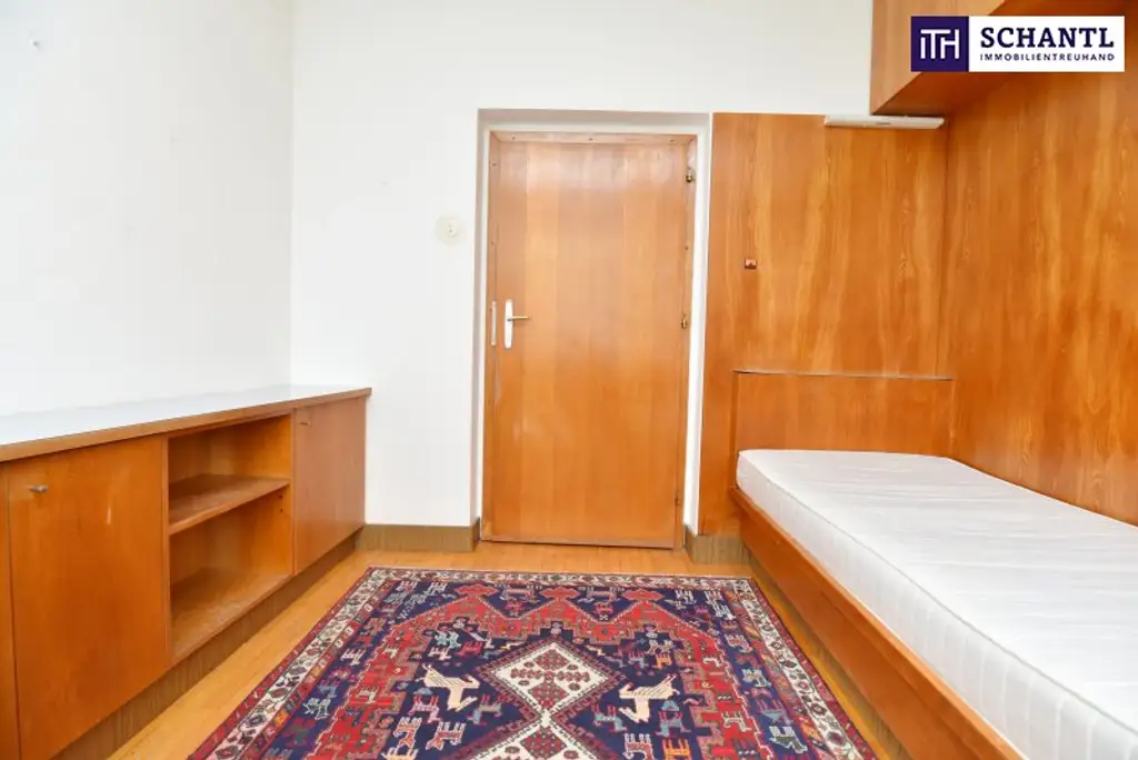 PLATZ zum WACHSEN – sanierungsbedürftiges Haus mit großem Garten und traumhaften Bäumen in Graz Liebenau! Bungalow mit Ausbaureserve!