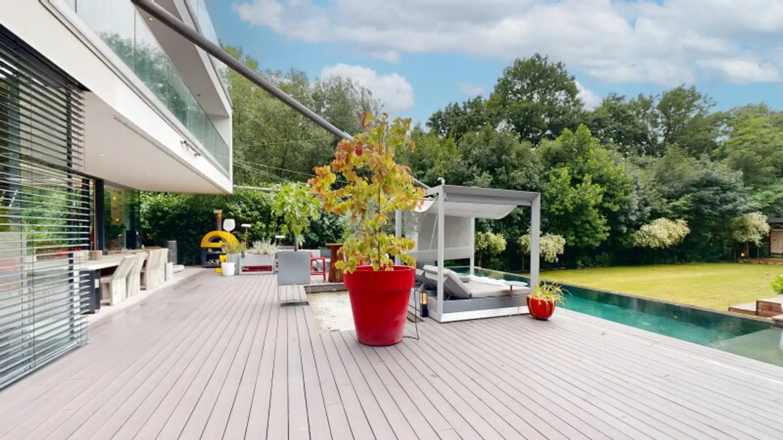 Luxusvilla mit Infinitypool in absoluter Ruhelage in Hinterbrühl – Exklusives Anwesen mit Top-Ausstattung