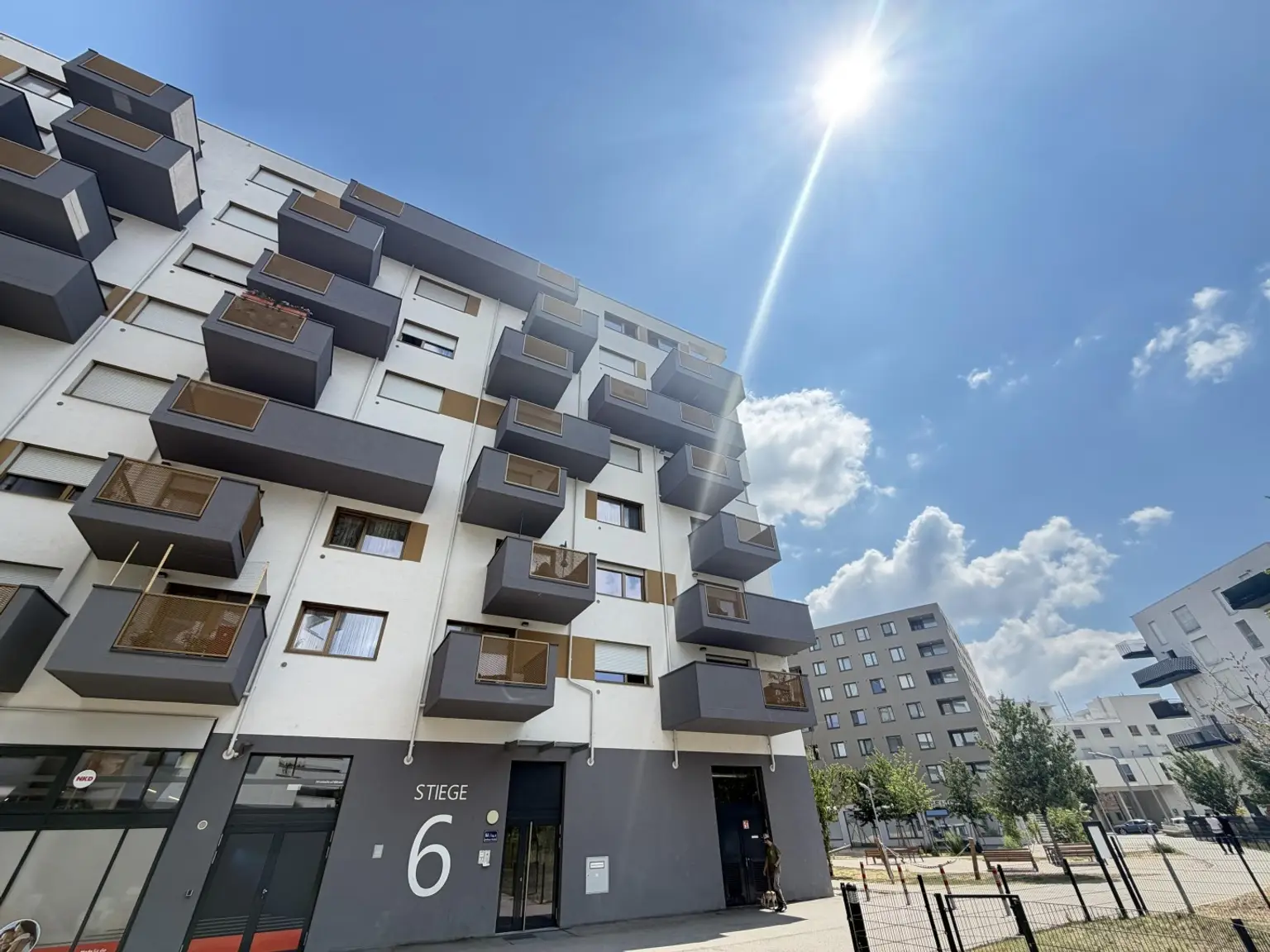 ETW 1220 Wien - Gebäude-Ansicht