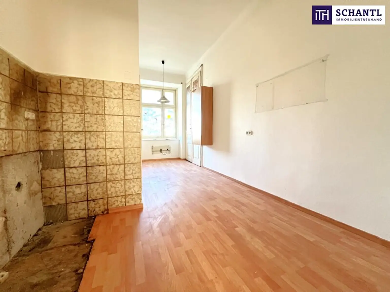 Balkon kommt! – Diese 2-Zimmer-Rarität hat alles: Charme, Licht & Potenzial!