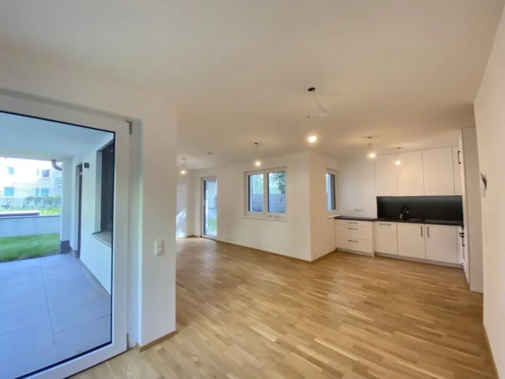 Neuwertige Gartenwohnung an der Langobardenstraße - Hofruhelage - Luftwärmepumpe