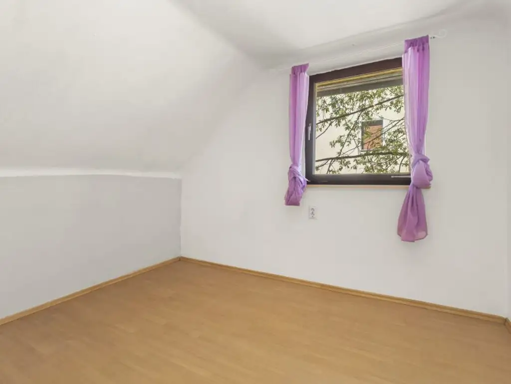 Zweifamilienwohnhaus mit 200m² in Waidmannsdorf in Aussichtslage - Karawankenblickstraße