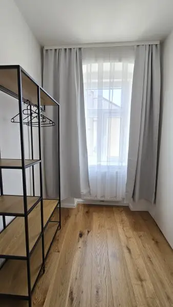 Schöne 3 Zimmer Wohnung, komplett Neu saniert vor einem Jahr