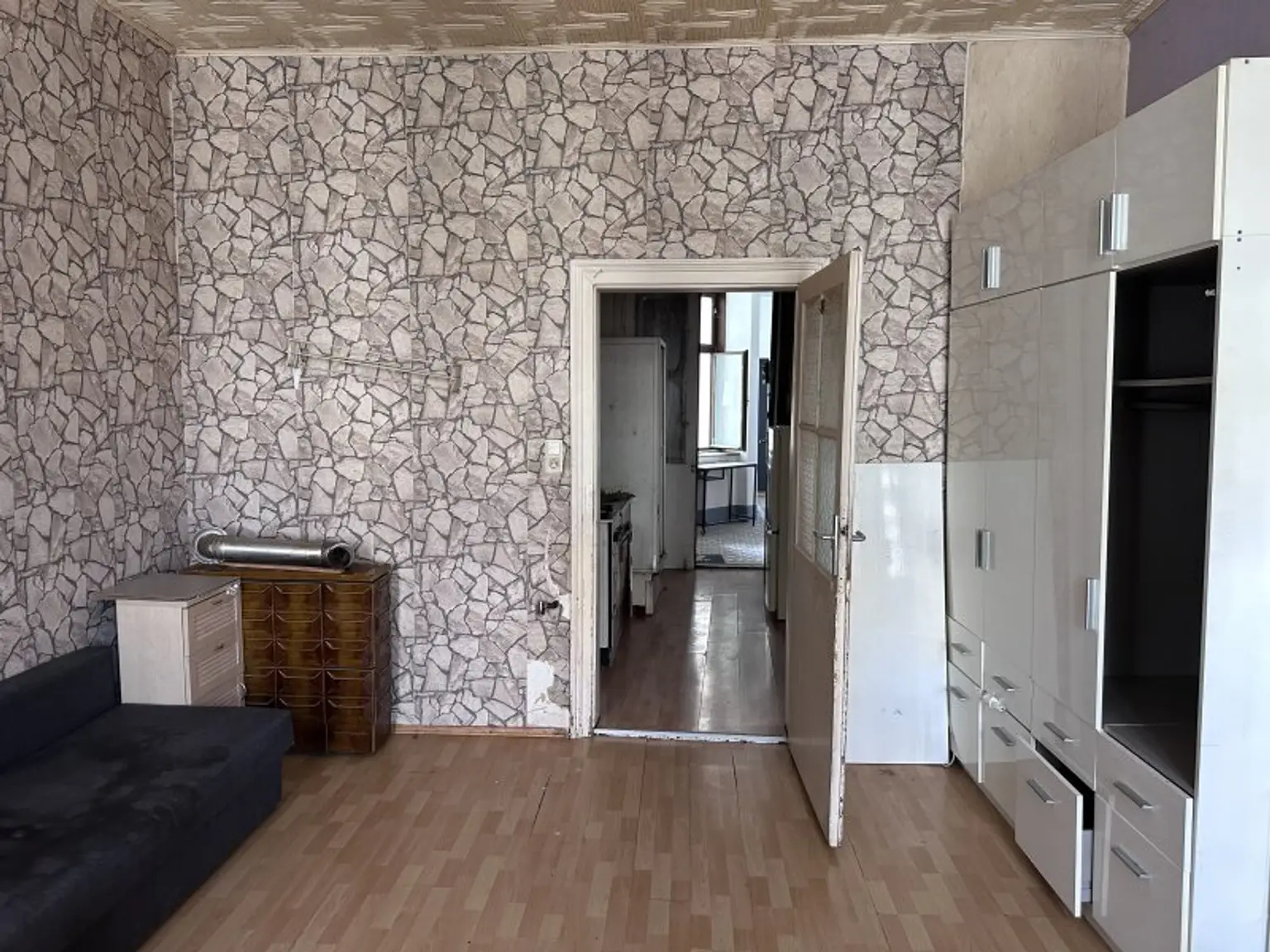 1-Zimmer Wohnung in einem modernisierten Altbauhaus