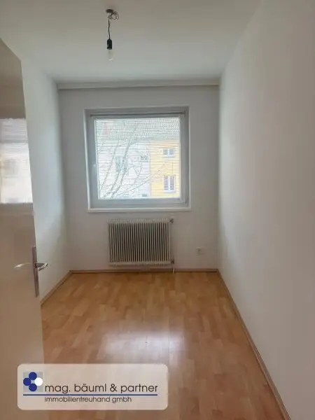 Familienwohnung am Wienerberg, 5 Zimmer mit Balkon und Gartennutzung