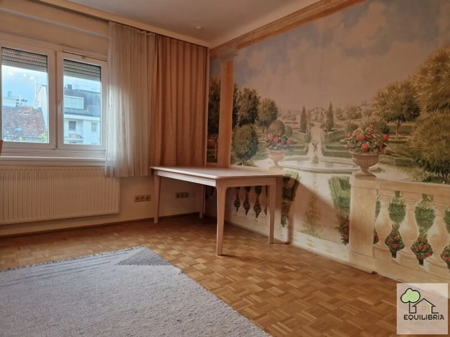 DIREKT BEIM AUGARTEN - Entzückende BALKON-Wohnung mit hochwertiger Ausstattung und LIFT