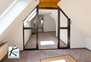 Wohnzimmer DG