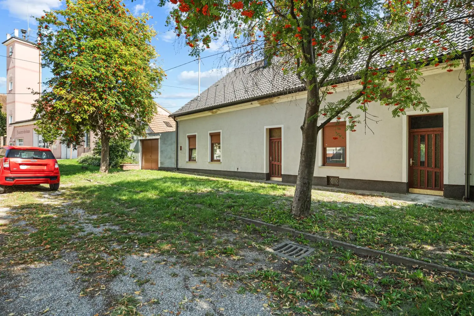OPEN HOUSE - "Ein Gebäude, drei Möglichkeiten, unendlich viel Potenzial!"