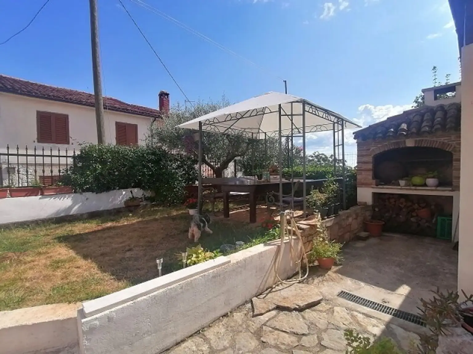 Mehrfamilienhaus im sonnigen Kroatien - Feriendomizil und/oder Investition