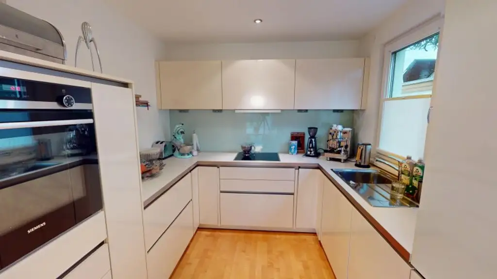 Wien-Strebersdorf: Doppelhaushälfte mit großem Garten am Fuße des Bisambergs