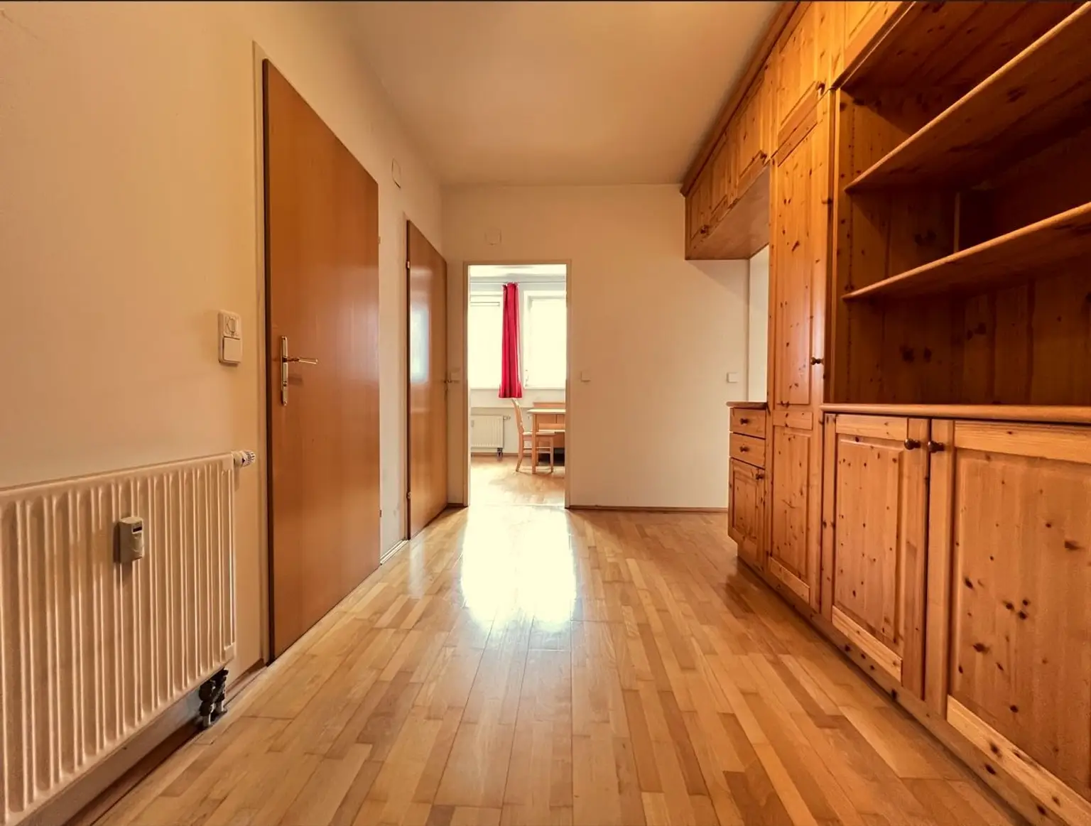 Dachgeschosswohnung, 2 Zimmer Nähe Klinik Ottakring