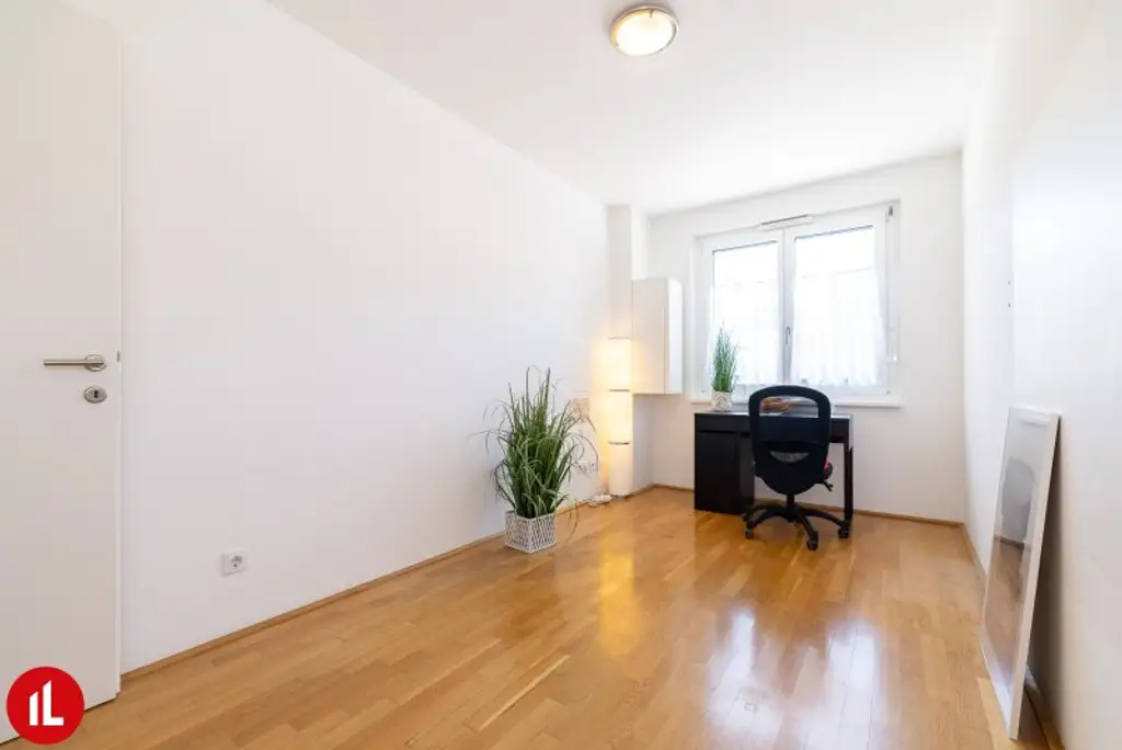 Großzügige 4 Zimmer-Eigentumswohnung mit Terrasse | direkt im Zentrum von Schwechat