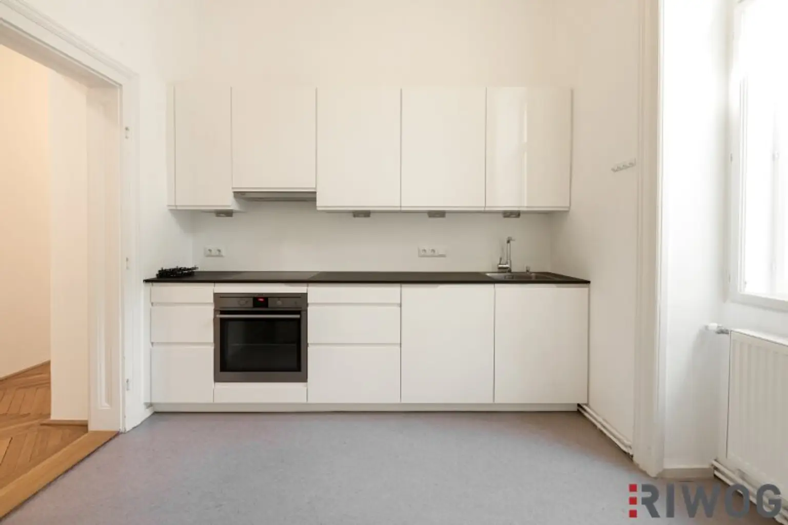 Klassische Stilaltbauwohnung mit Charme und Eleganz | Komplette Innenhoflage | 3. Etage | Nähe Donaukanal, Hundertwasserhaus, 1. Bezirk, Prater