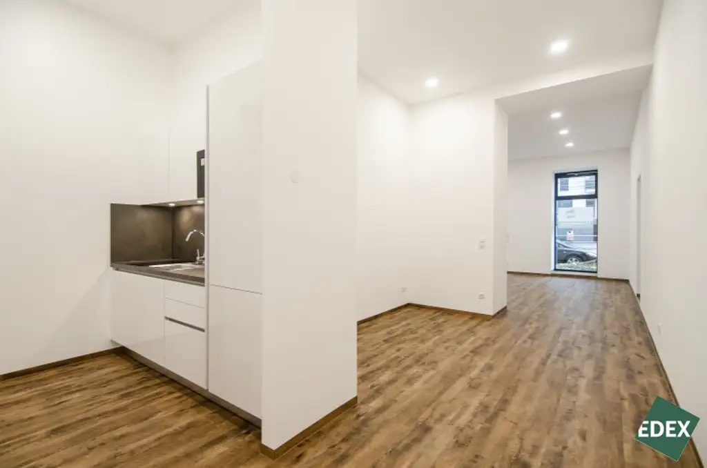 Moderne Büro-/Praxisfläche mit hochwertiger Ausstattung!