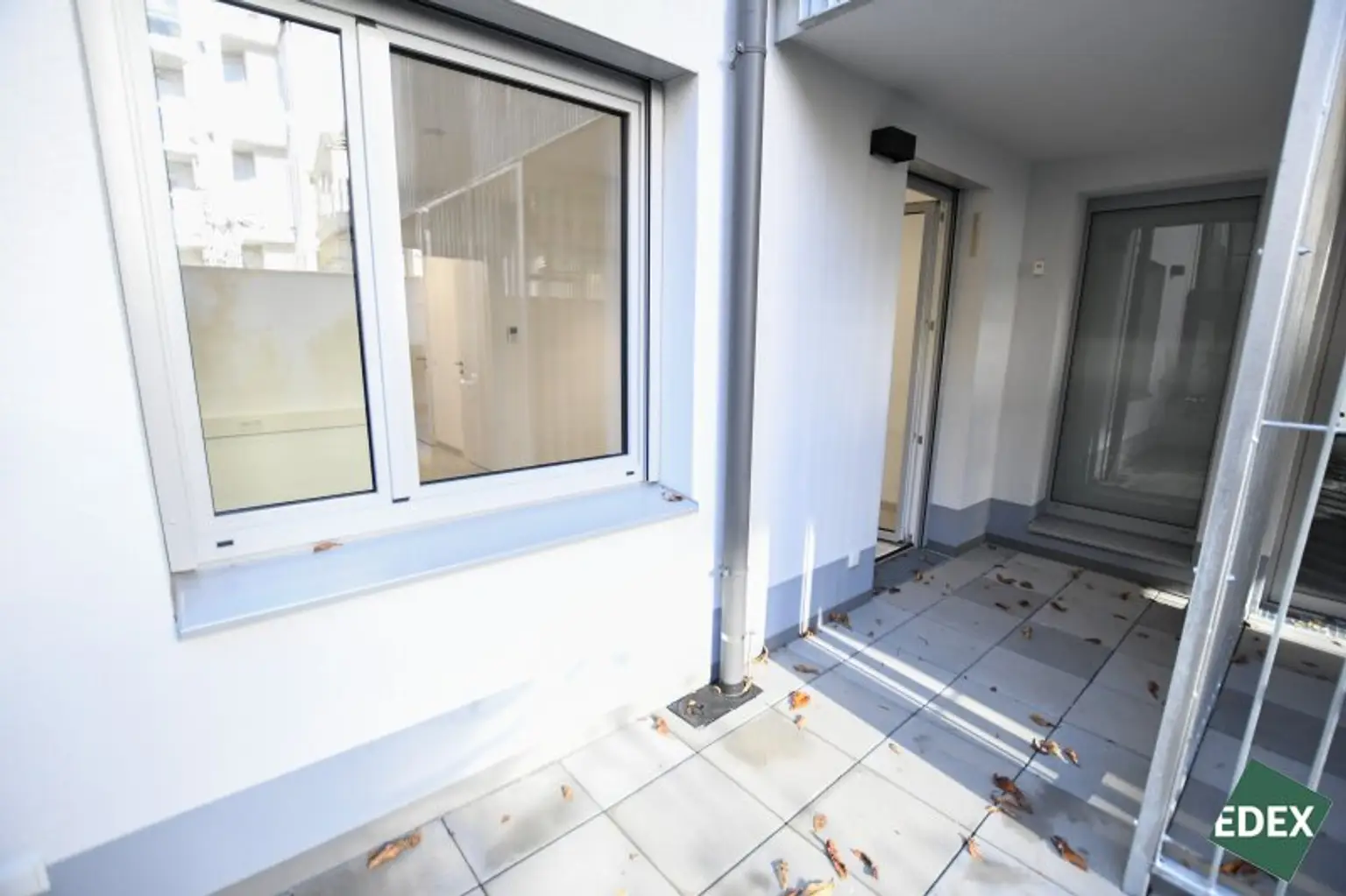 Top-Lage in Gersthof: Modernes 2-Zimmer-Büro mit Terrasse und Kühlung