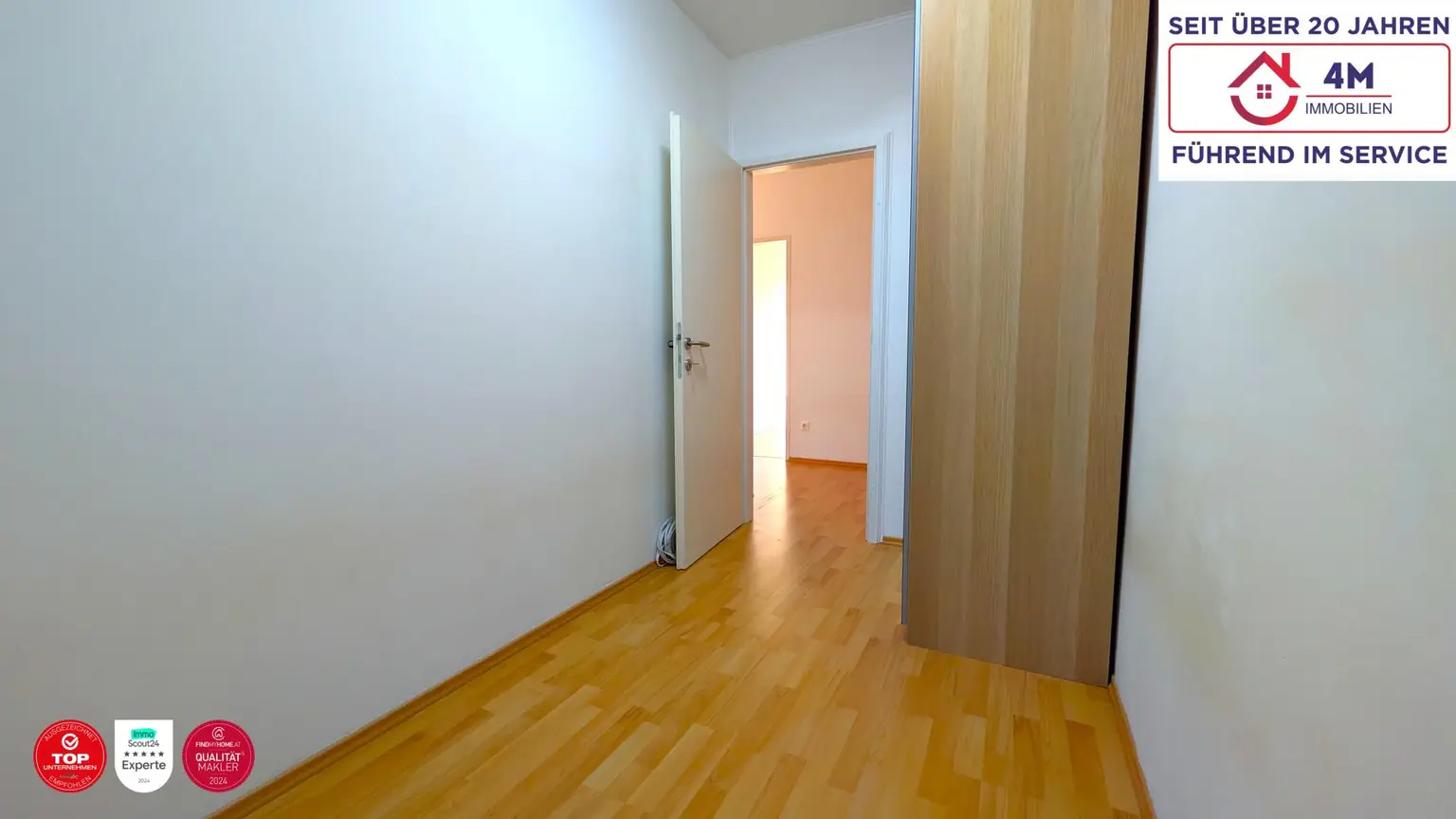 🌳Wohnen im Grünen, leben in Stadtnähe: Stilvolle 3 Zimmer Maisonette mit Terrasse, Balkon privatem Seezugang und Garage🌅