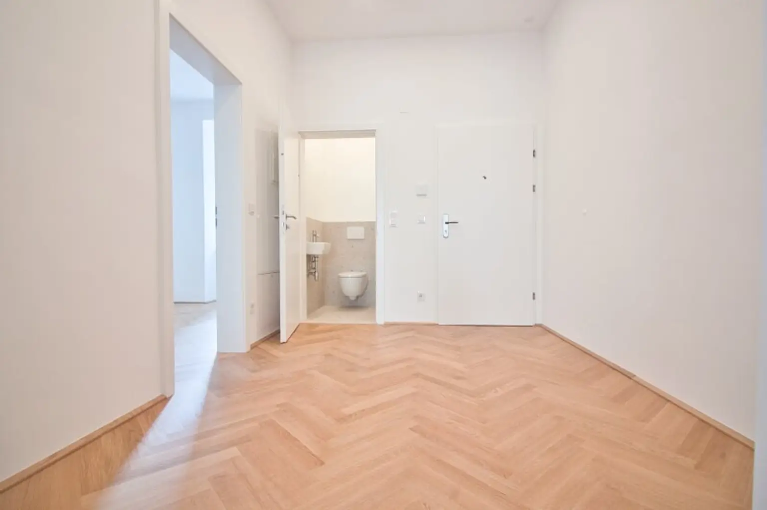 ERSTBEZUG nach Generalsanierung | Fußbodenheizung | tolle Ausstattung | guter Grundriss