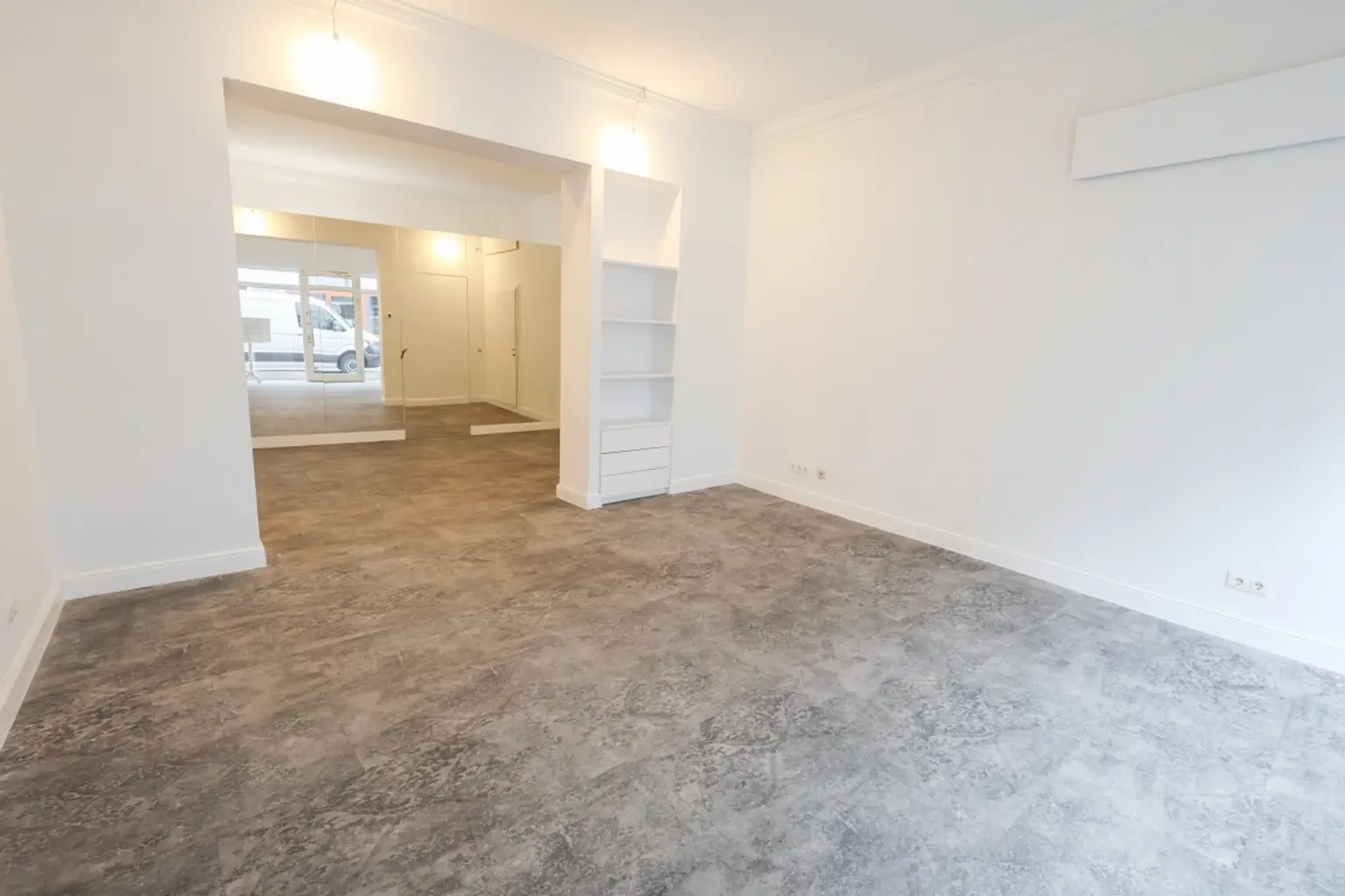 [06734] Klein, fein und flexibel: Geschäftslokal in zentraler Lage