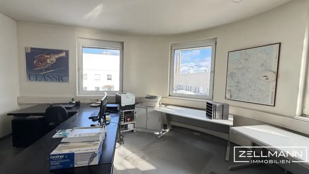 Bürofläche mit Lager und Parkplätzen in Gewerbeobjekt | ZELLMANN IMMOBILIEN