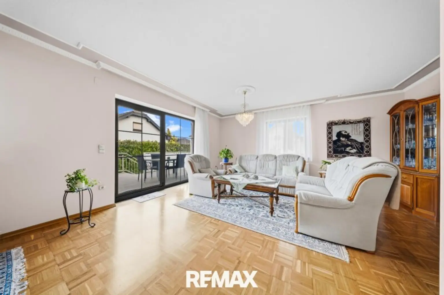 02 Wohnzimmer