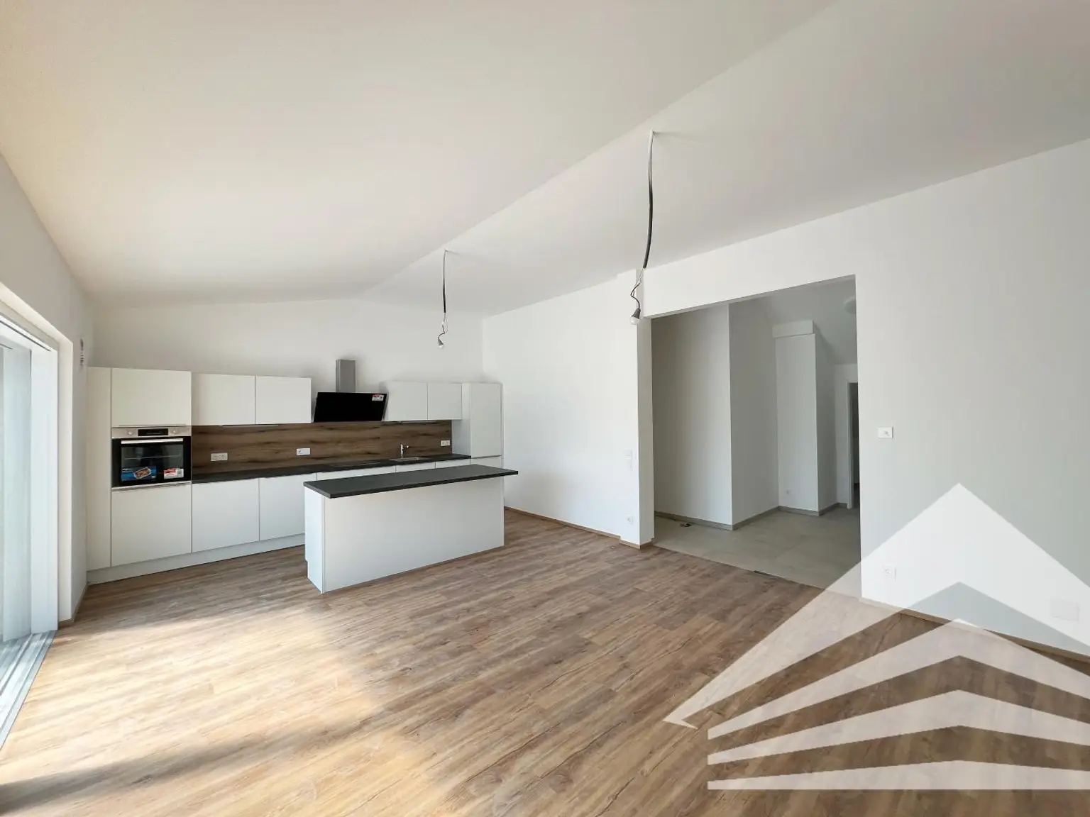 Außergewöhnliches 4-Zimmer Penthouse mit großem Balkon in Puchenau!
