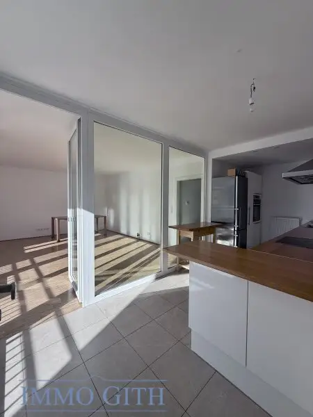 LICHT, LUFT & LEBENSQUALITÄT – 4-ZIMMER-WOHNUNG MIT TERRASSE IN RUHIGER STADTLAGE (1050) ZU KAUFEN!