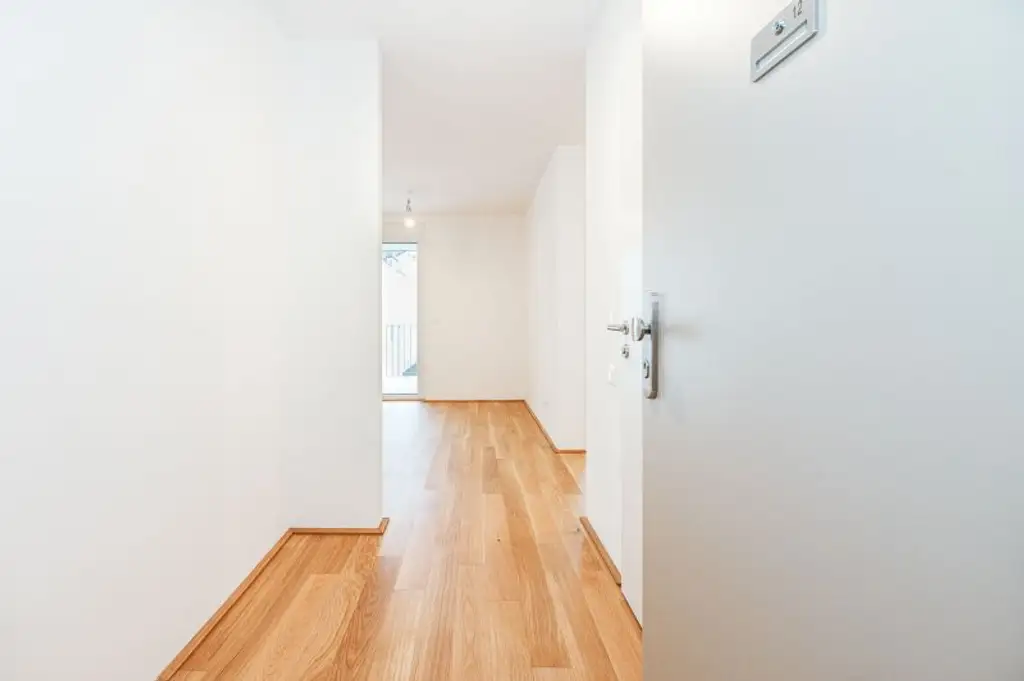 Erstbezug ab Dezember! 2-Zimmer-Balkonwohnung inkl. Stellplatz und Garten zu vermieten!